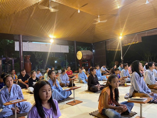 Repentance ceremony on Oct. 14th, Year of the Dragon at Suoi Phap Pagoda, Tay Ninh