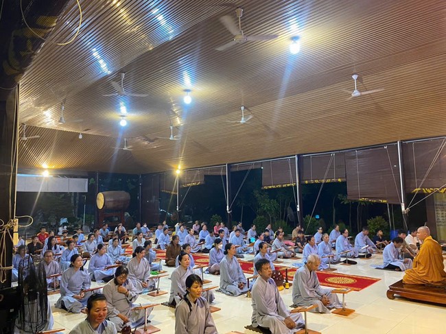 Repentance ceremony on Oct. 14th, Year of the Dragon at Suoi Phap Pagoda, Tay Ninh