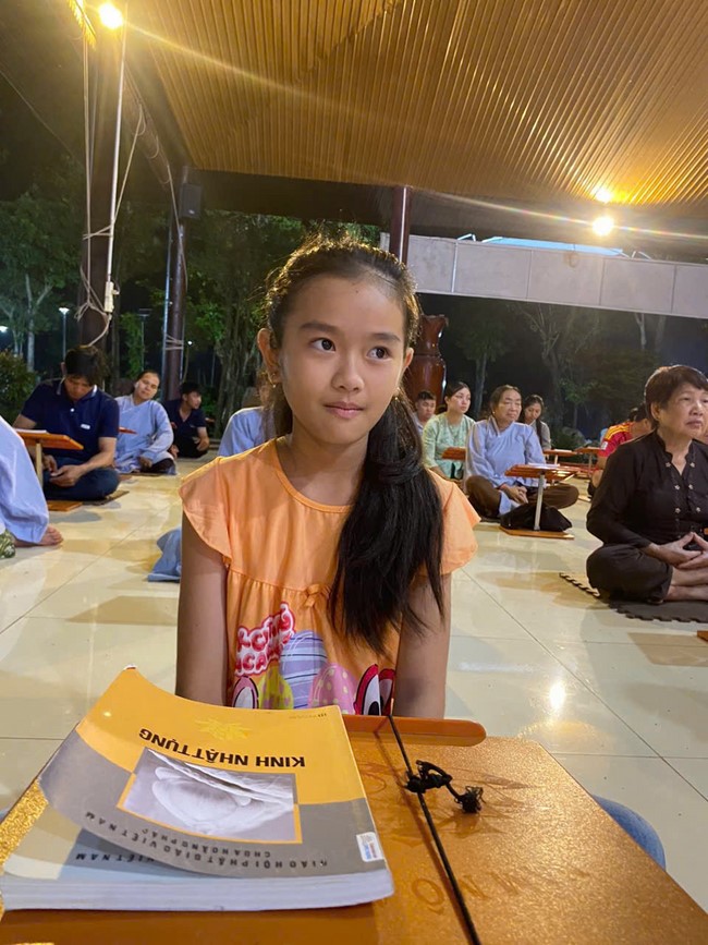 Repentance ceremony on Oct. 14th, Year of the Dragon at Suoi Phap Pagoda, Tay Ninh