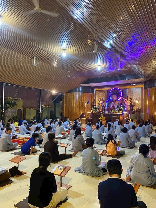Repentance ceremony on Oct. 14th, Year of the Dragon at Suoi Phap Pagoda, Tay Ninh