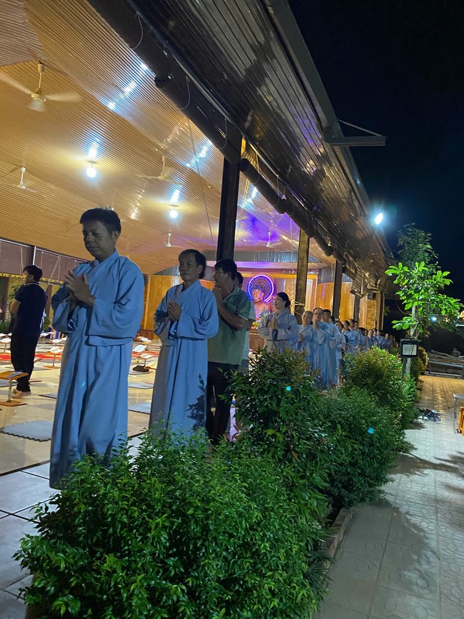 Repentance ceremony on Oct. 14th, Year of the Dragon at Suoi Phap Pagoda, Tay Ninh