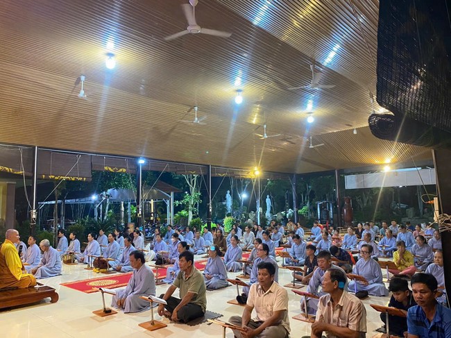 Repentance ceremony on Oct. 14th, Year of the Dragon at Suoi Phap Pagoda, Tay Ninh
