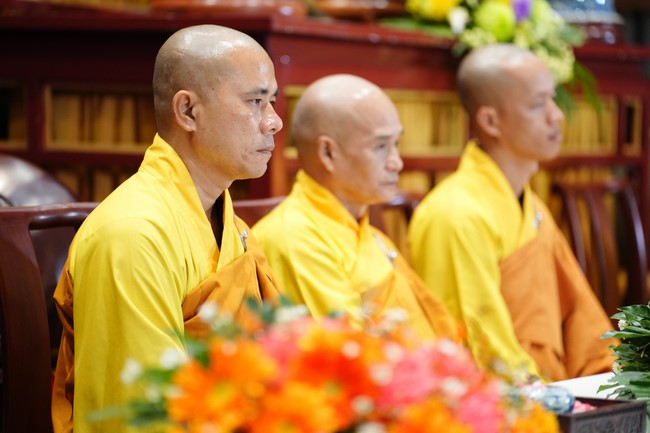 The Ordination Ceremony on Oct. 24th, Year of the Dragon