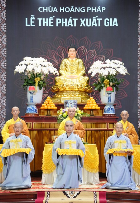 The Ordination Ceremony on Oct. 24th, Year of the Dragon