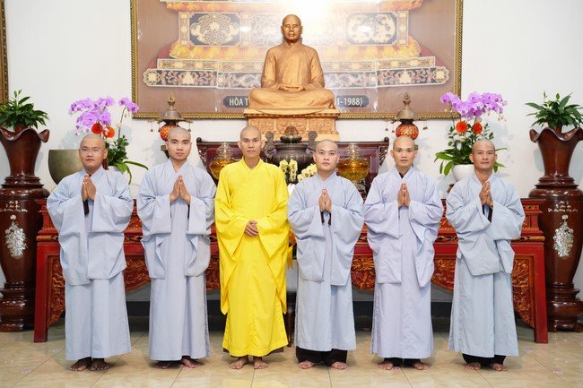 The Ordination Ceremony on Oct. 24th, Year of the Dragon