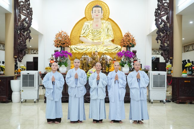 The Ordination Ceremony on Oct. 24th, Year of the Dragon