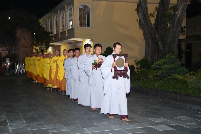 The Ordination Ceremony on Oct. 24th, Year of the Dragon
