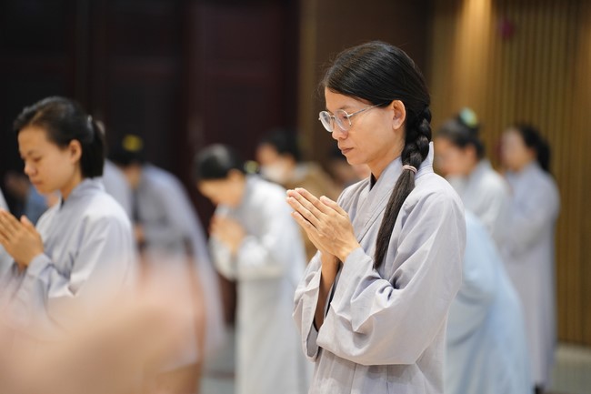 The Ordination Ceremony on Oct. 24th, Year of the Dragon