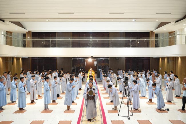 The Ordination Ceremony on Oct. 24th, Year of the Dragon