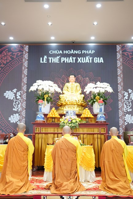 The Ordination Ceremony on Oct. 24th, Year of the Dragon