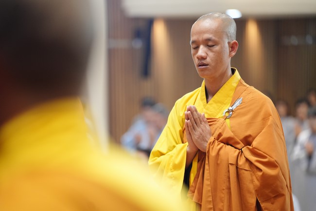 The Ordination Ceremony on Oct. 24th, Year of the Dragon