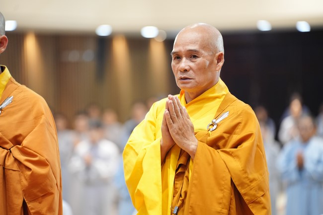 The Ordination Ceremony on Oct. 24th, Year of the Dragon