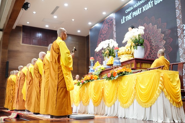 The Ordination Ceremony on Oct. 24th, Year of the Dragon