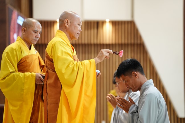 The Ordination Ceremony on Oct. 24th, Year of the Dragon