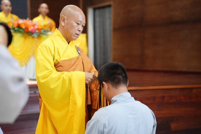 The Ordination Ceremony on Oct. 24th, Year of the Dragon