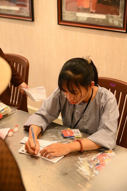 Entering into the 104th Seven-Day Retreat