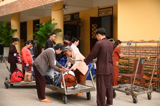 Entering into the 104th Seven-Day Retreat