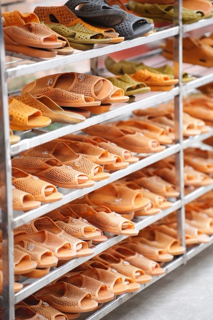 Entering into the 104th Seven-Day Retreat