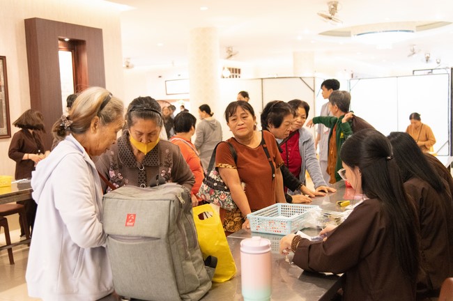 Entering into the 104th Seven-Day Retreat