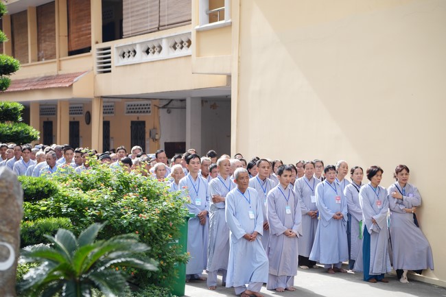 Opening the 104th Seven-Day Retreat