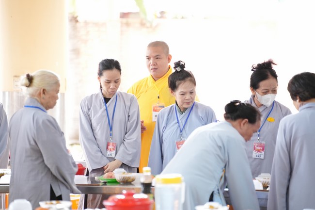 Opening the 104th Seven-Day Retreat