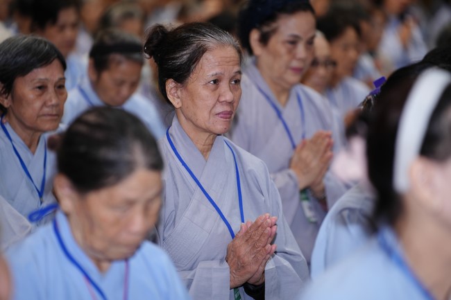 Opening the 104th Seven-Day Retreat