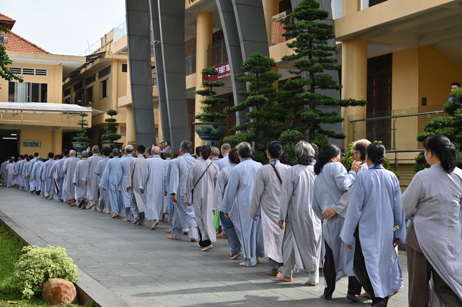 Opening the 104th Seven-Day Retreat