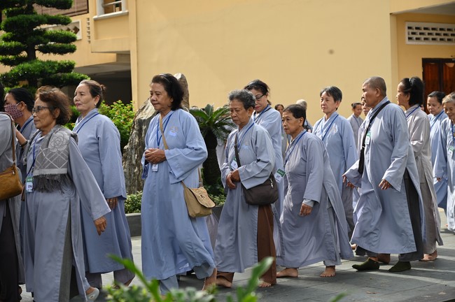 Opening the 104th Seven-Day Retreat