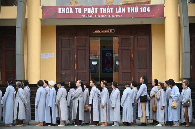 Opening the 104th Seven-Day Retreat