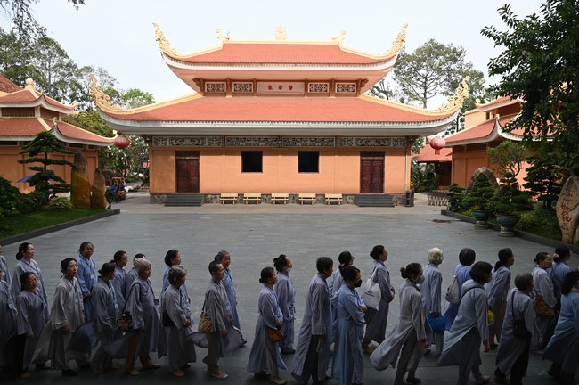 Opening the 104th Seven-Day Retreat