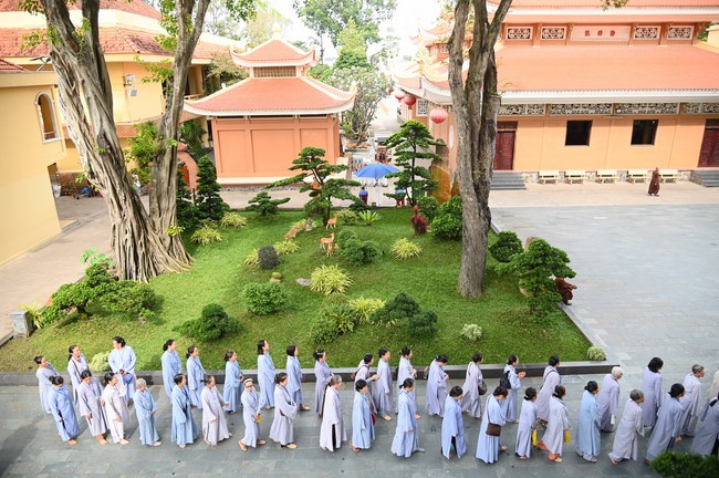 Opening the 104th Seven-Day Retreat