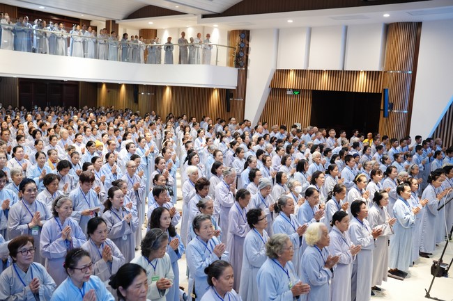 Opening the 104th Seven-Day Retreat