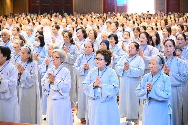 Opening the 104th Seven-Day Retreat