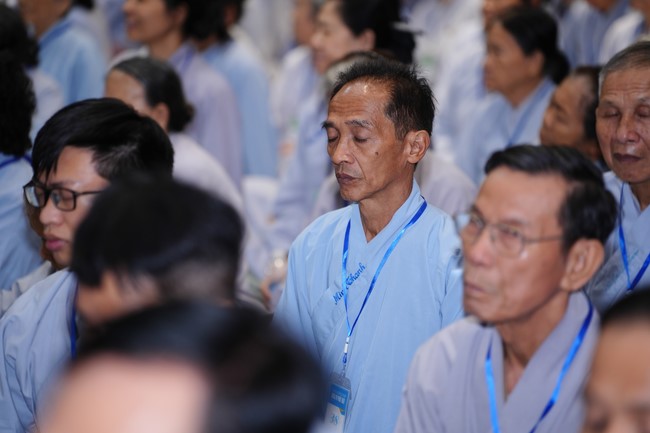 Opening the 104th Seven-Day Retreat