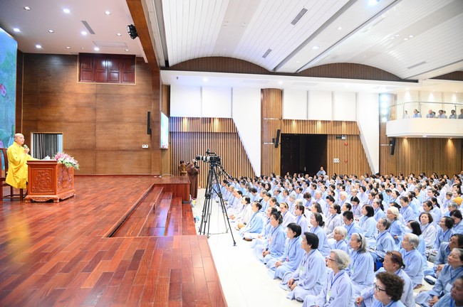 Opening the 104th Seven-Day Retreat