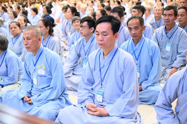 Opening the 104th Seven-Day Retreat