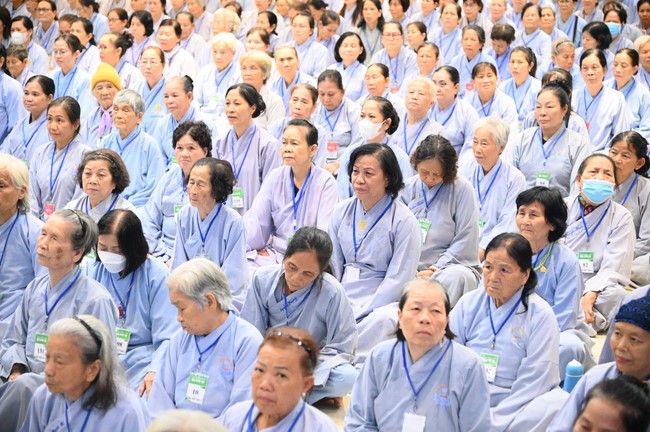 Opening the 104th Seven-Day Retreat