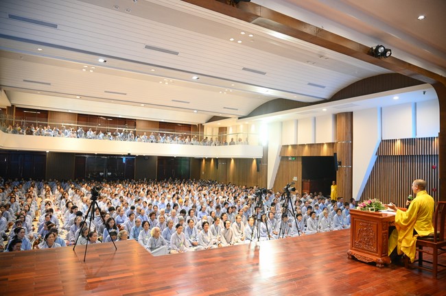 Opening the 104th Seven-Day Retreat