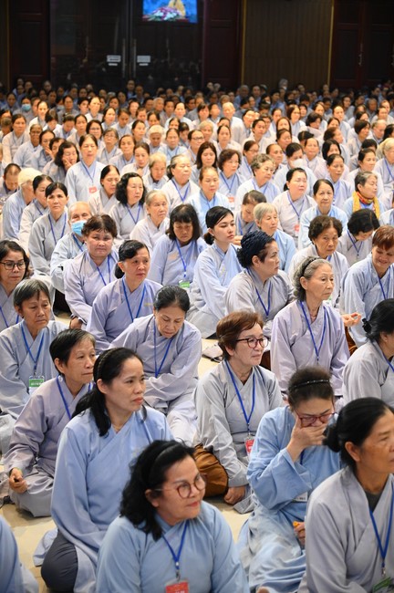 Opening the 104th Seven-Day Retreat