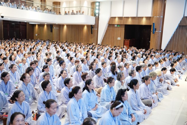 Opening the 104th Seven-Day Retreat