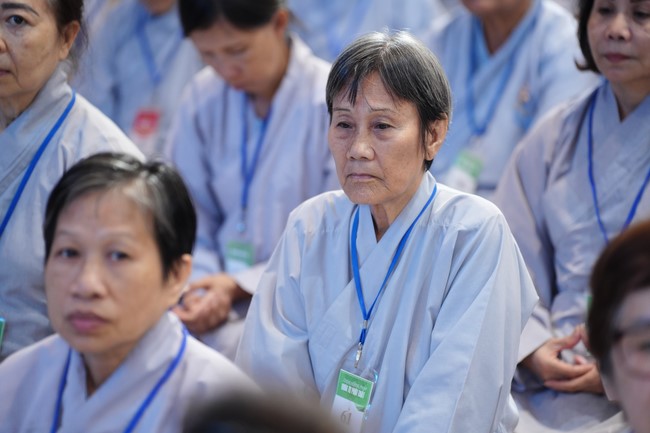 Opening the 104th Seven-Day Retreat