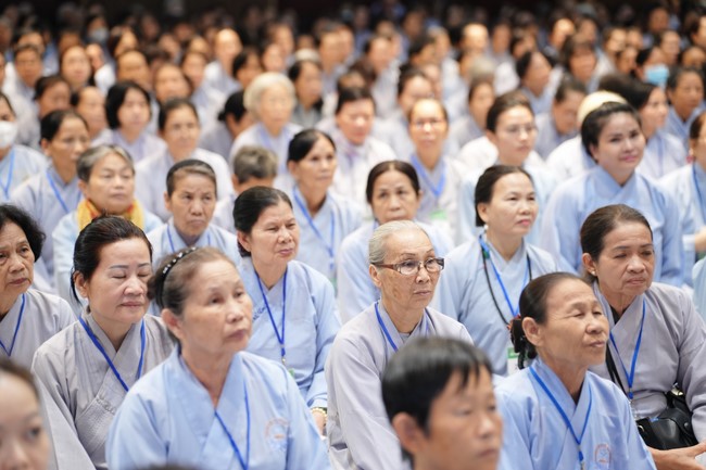 Opening the 104th Seven-Day Retreat