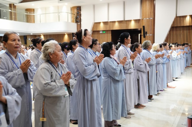 Opening the 104th Seven-Day Retreat