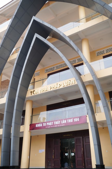 Opening the 104th Seven-Day Retreat