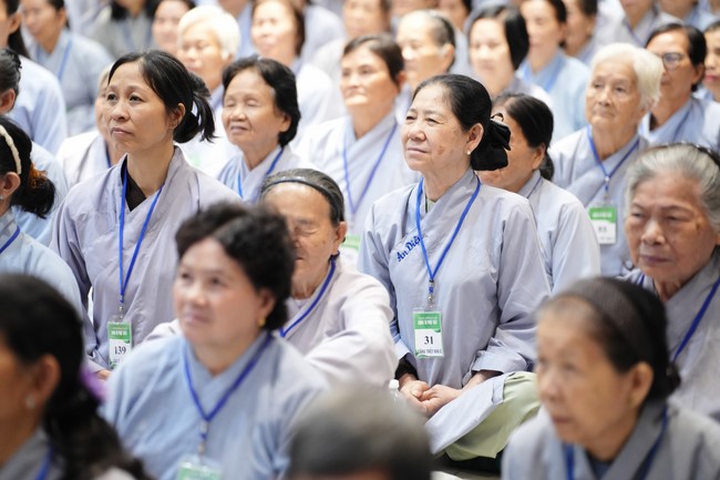 Opening the 104th Seven-Day Retreat