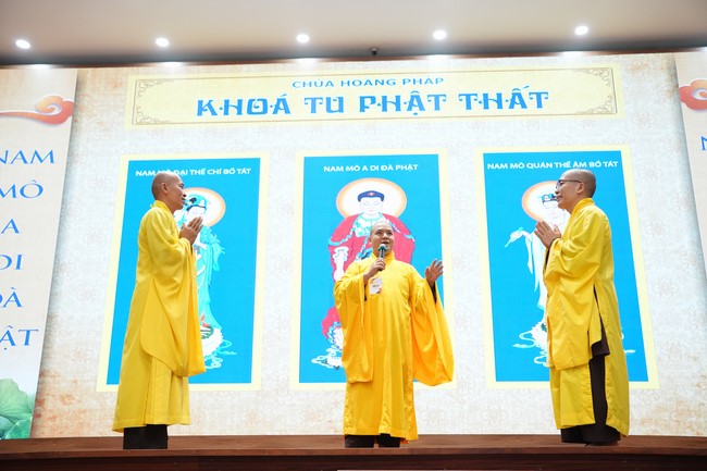 Opening the 104th Seven-Day Retreat