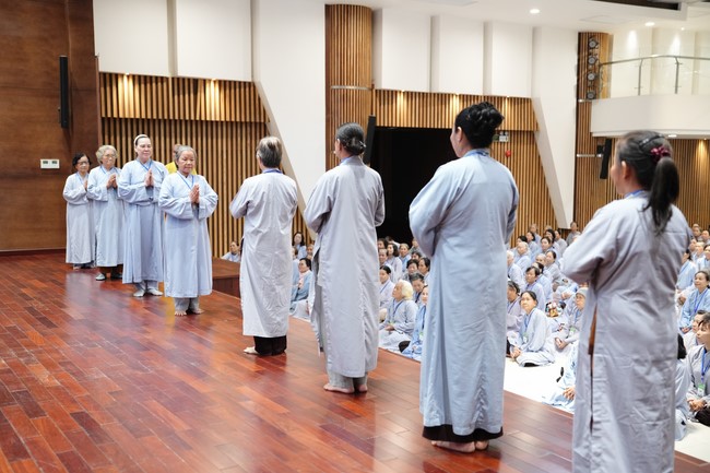 Opening the 104th Seven-Day Retreat