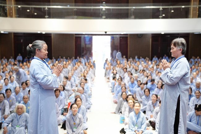 Opening the 104th Seven-Day Retreat