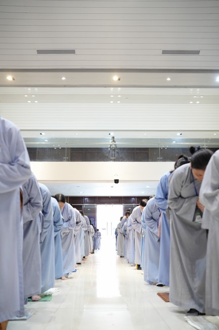 Opening the 104th Seven-Day Retreat