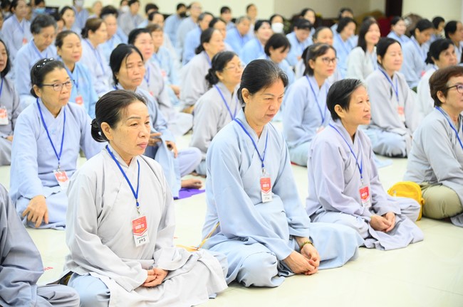 Opening the 104th Seven-Day Retreat